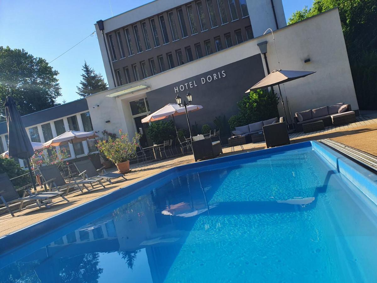 Doris Hotel Siófok Buitenkant foto