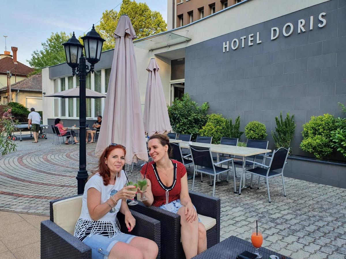 Doris Hotel Siófok Buitenkant foto