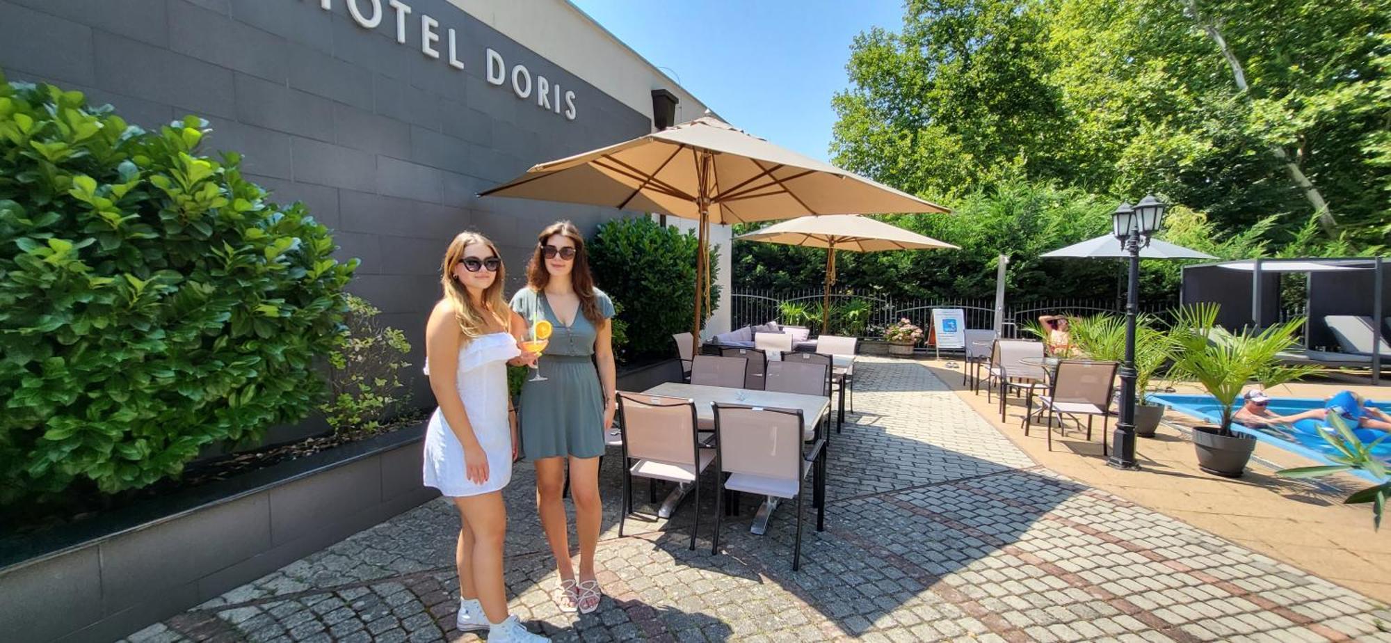 Doris Hotel Siófok Buitenkant foto