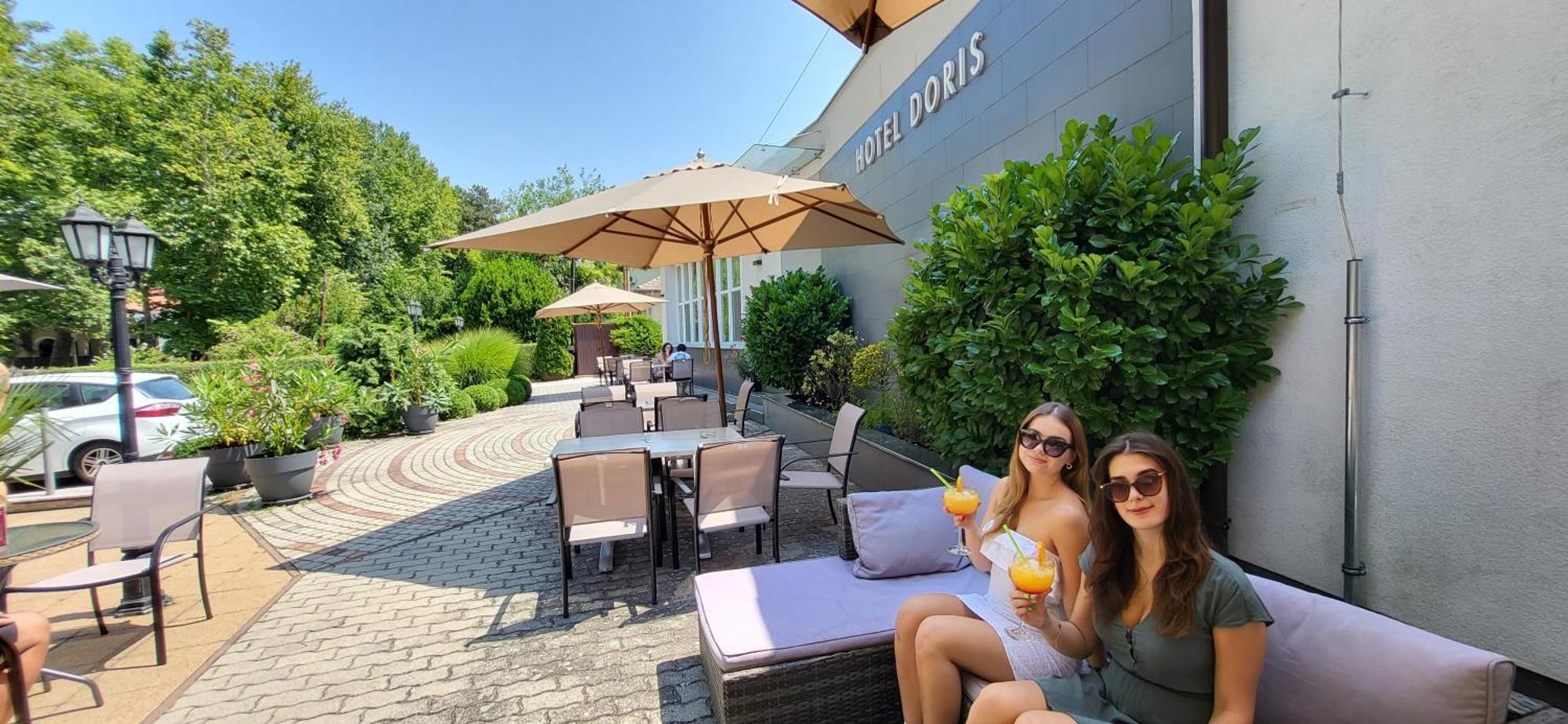 Doris Hotel Siófok Buitenkant foto