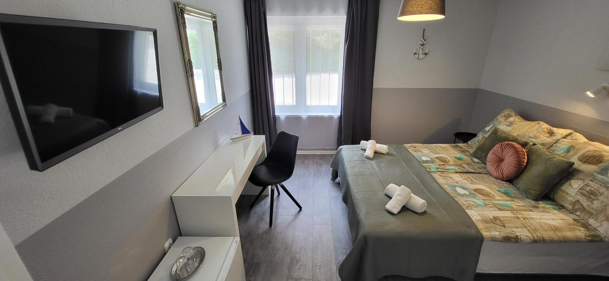 Doris Hotel Siófok Buitenkant foto