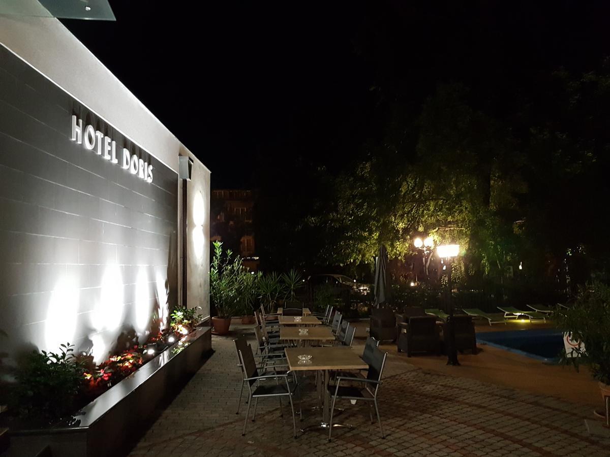 Doris Hotel Siófok Buitenkant foto